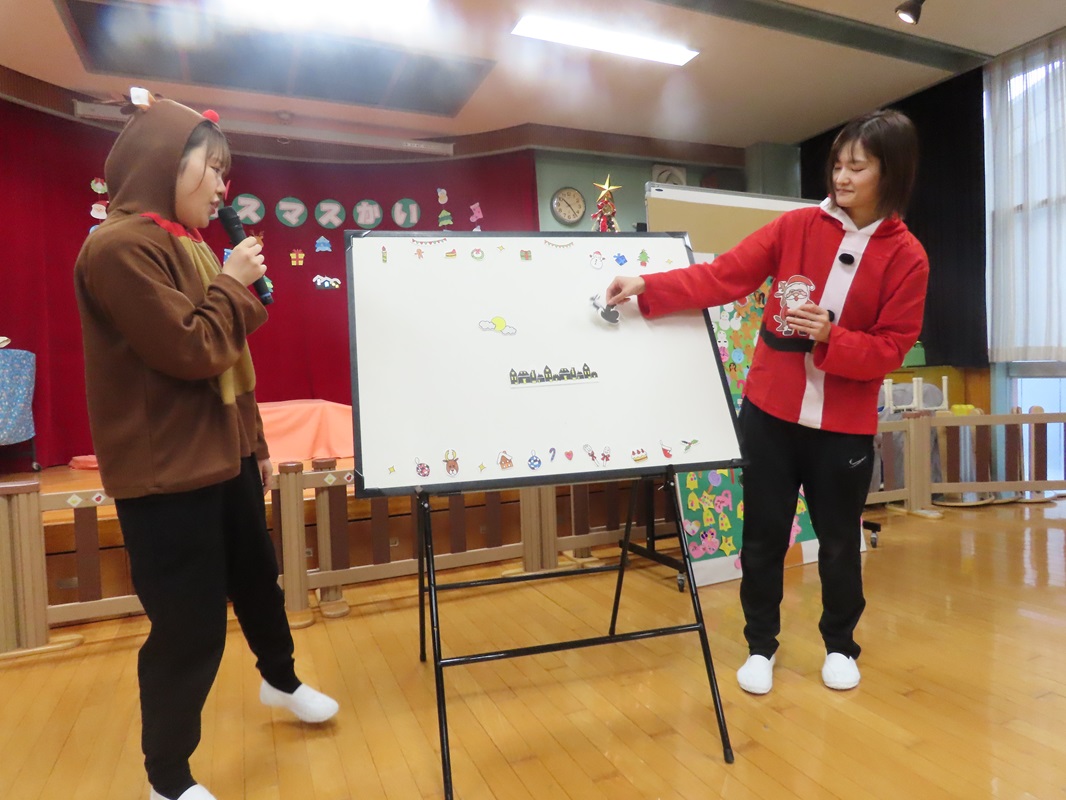 パネルシアター「急いで！サンタさんを着替えさせよう」