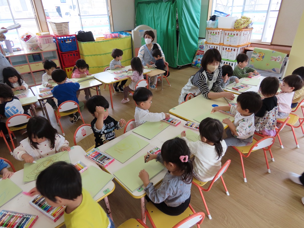 4月23日（水） ぼたん組のお絵描き