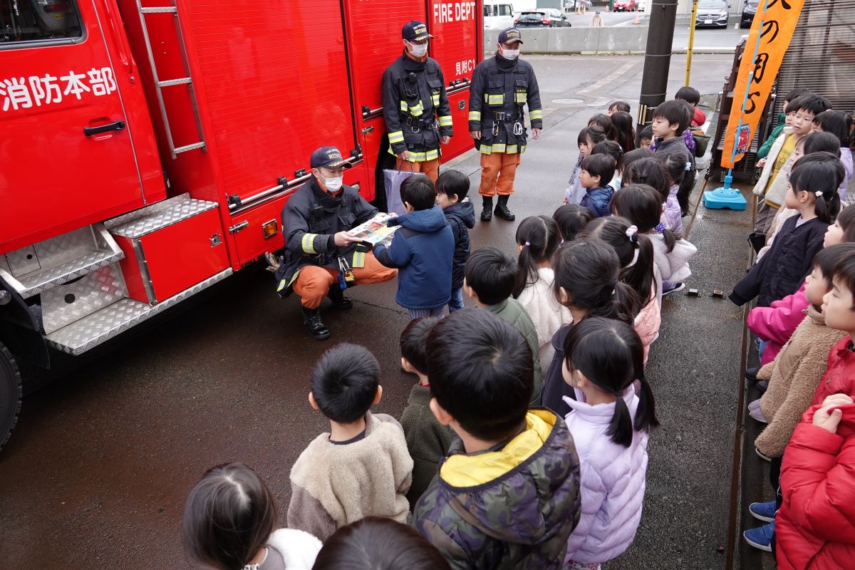 12月1日（金）消防署の「巡回防火広報」