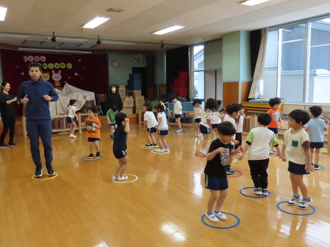 年中組　わくわくちゃれんじ運動あそび②