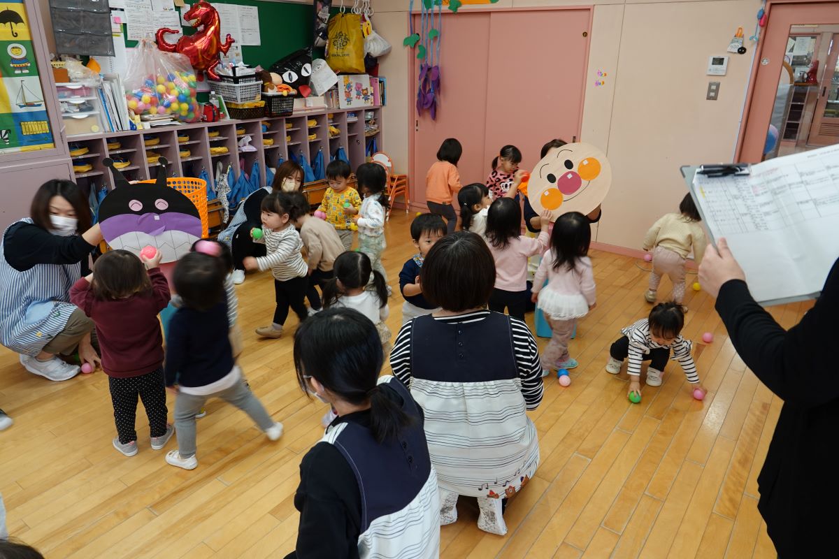 11月１０日（金）ばらぐみの玉入れ